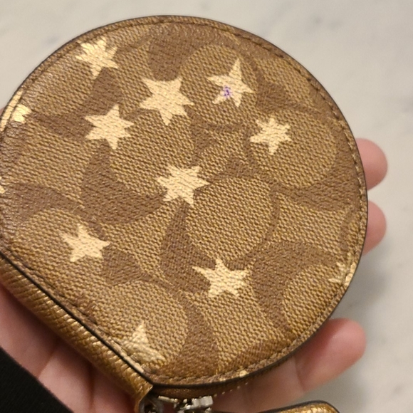 COPY - COACH  Coin Purse /Key chain - Picture 11 of 11